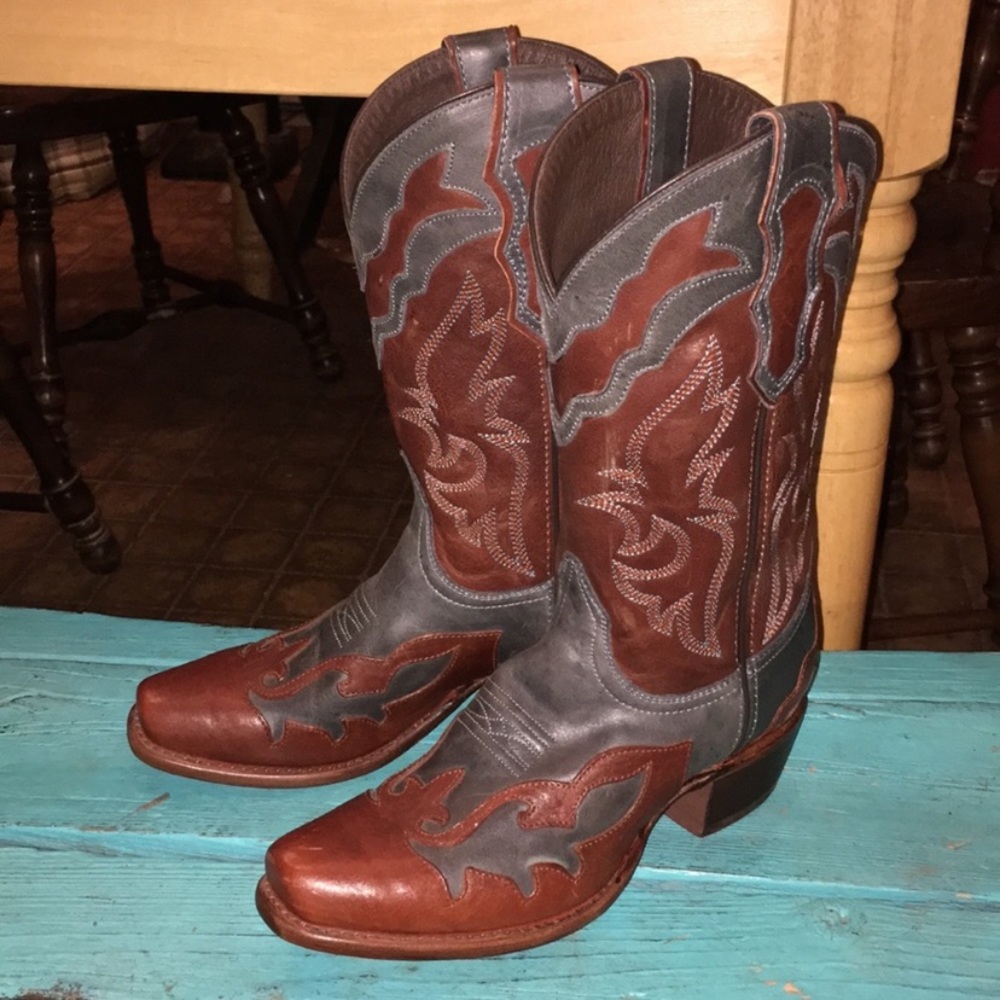 Sonora Carla Brown/Blue brand new boots